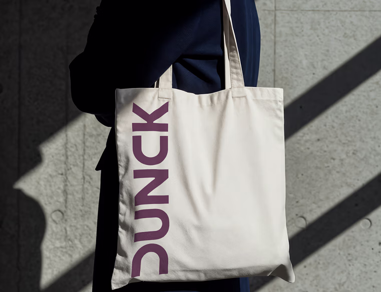 Dunck knowledge hub content architecture in Webflow